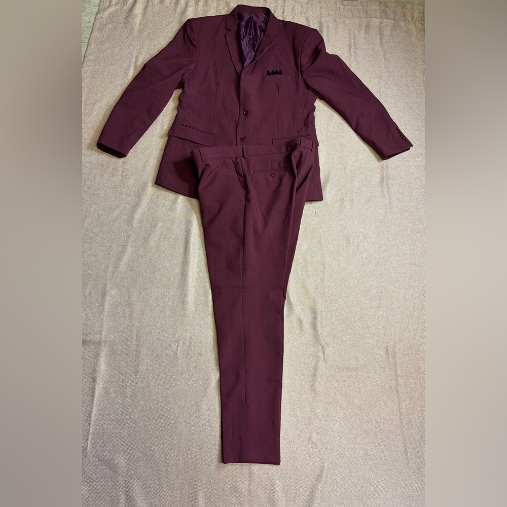 Lucci Elegant Burgundy Mens Suit Pants Size Pants 42R Blazer 48R